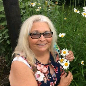 Meet your Posher, Marcella